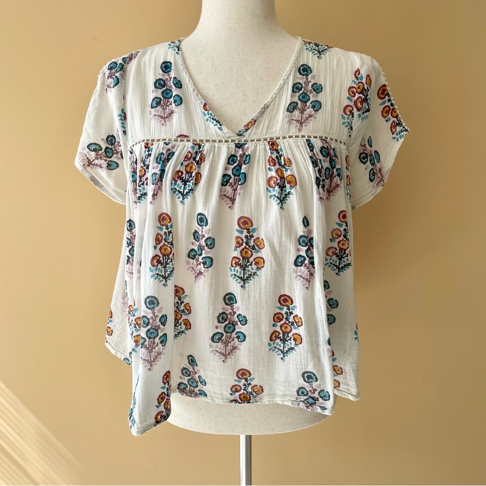 Pink Chicken Floral Short Sleeve Top - White, Blue, Orange